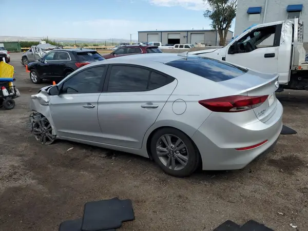 5NPD84LF7JH268274 2018 HYUNDAI ELANTRA - Image 2