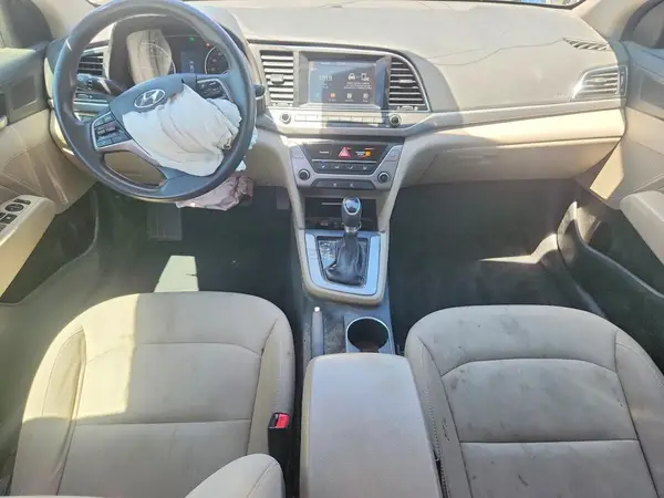 5NPD84LF7JH269117 2018 HYUNDAI ELANTRA - Image 8