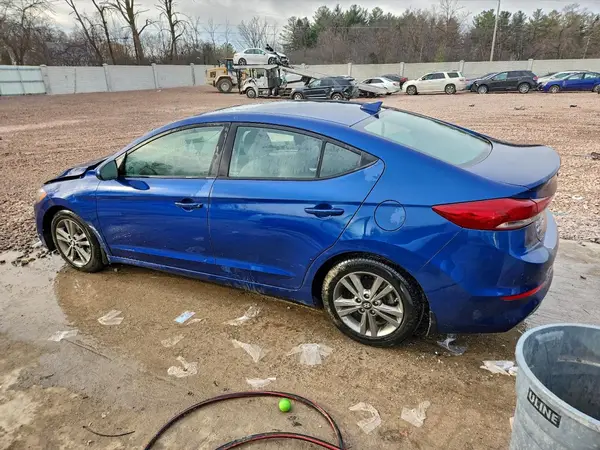 5NPD84LF7JH271157 2018 HYUNDAI ELANTRA - Image 2
