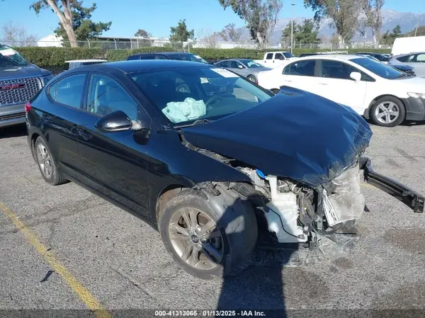 5NPD84LF7JH273619 2018 HYUNDAI ELANTRA - Image 1