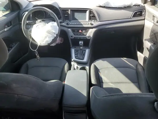 5NPD84LF7JH273698 2018 HYUNDAI ELANTRA - Image 8