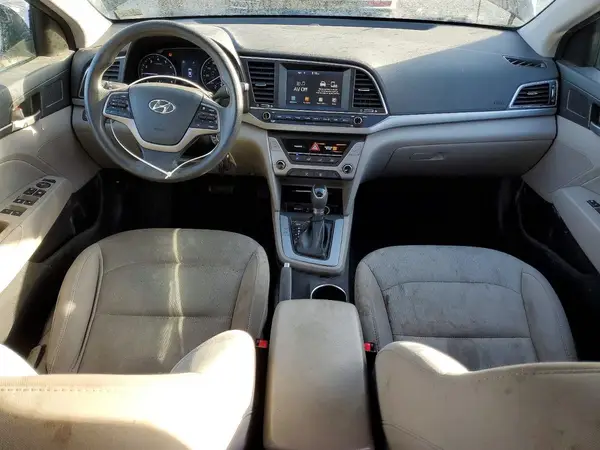 5NPD84LF7JH273782 2018 HYUNDAI ELANTRA - Image 8