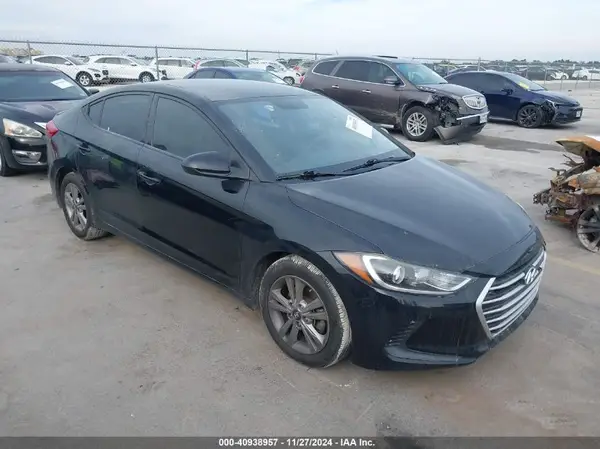 5NPD84LF7JH273796 2018 HYUNDAI ELANTRA - Image 1