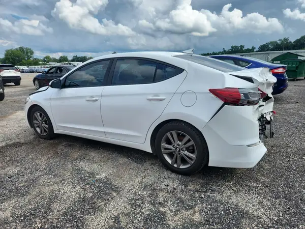 5NPD84LF7JH274785 2018 HYUNDAI ELANTRA - Image 2