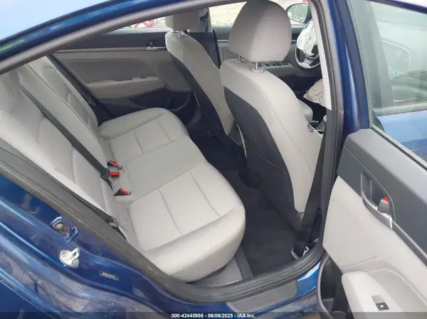 5NPD84LF7JH275743 2018 HYUNDAI ELANTRA - Image 8