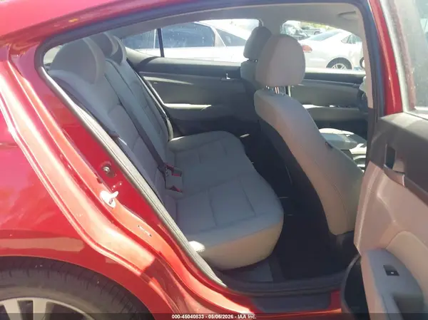 5NPD84LF7JH278996 2018 HYUNDAI ELANTRA - Image 8