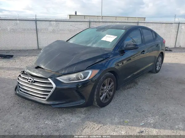5NPD84LF7JH281168 2018 HYUNDAI ELANTRA - Image 2