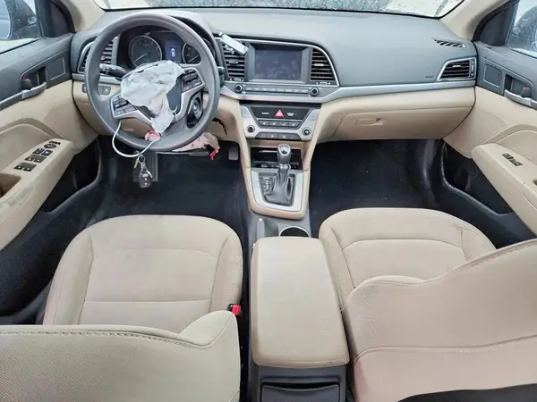 5NPD84LF7JH286855 2018 HYUNDAI ELANTRA - Image 8
