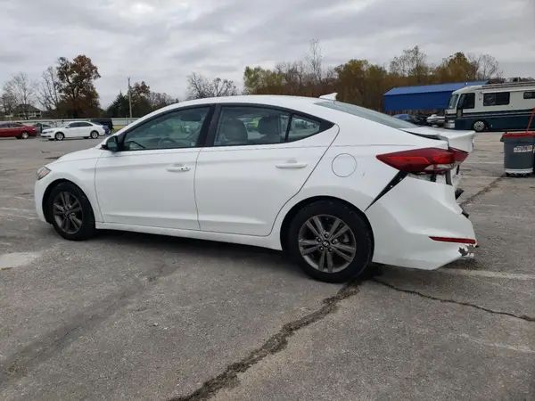 5NPD84LF7JH287407 2018 HYUNDAI ELANTRA - Image 2