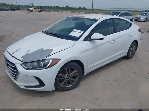 5NPD84LF7JH288864 2018 HYUNDAI ELANTRA - Image 2