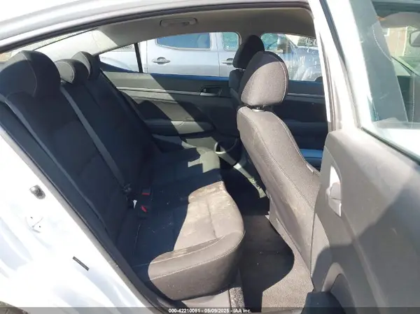 5NPD84LF7JH291280 2018 HYUNDAI ELANTRA - Image 8