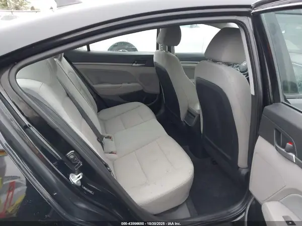 5NPD84LF7JH291389 2018 HYUNDAI ELANTRA - Image 8