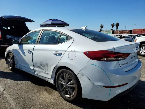5NPD84LF7JH291943 2018 HYUNDAI ELANTRA - Image 2