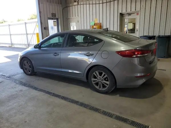 5NPD84LF7JH292106 2018 HYUNDAI ELANTRA - Image 2