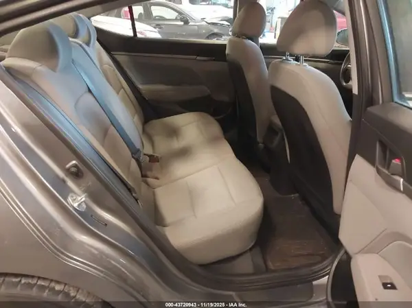 5NPD84LF7JH295524 2018 HYUNDAI ELANTRA - Image 8