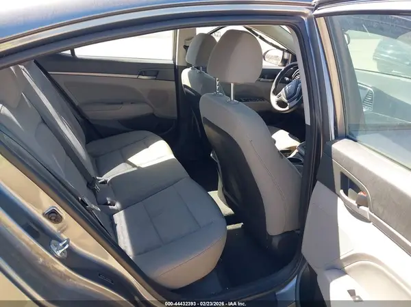 5NPD84LF7JH297659 2018 HYUNDAI ELANTRA - Image 8