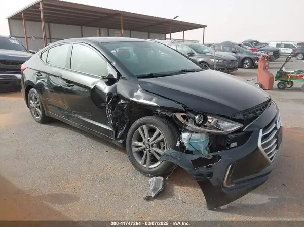 5NPD84LF7JH300219 2018 HYUNDAI ELANTRA - Image 1