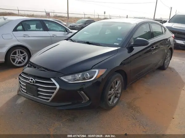 5NPD84LF7JH300219 2018 HYUNDAI ELANTRA - Image 2