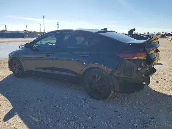 5NPD84LF7JH301046 2018 HYUNDAI ELANTRA - Image 2