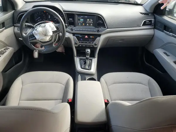 5NPD84LF7JH301340 2018 HYUNDAI ELANTRA - Image 8
