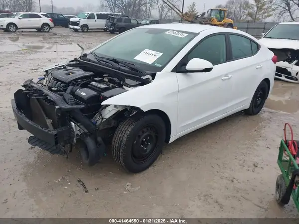 5NPD84LF7JH302262 2018 HYUNDAI ELANTRA - Image 2
