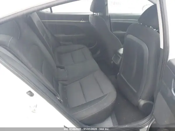 5NPD84LF7JH302262 2018 HYUNDAI ELANTRA - Image 8