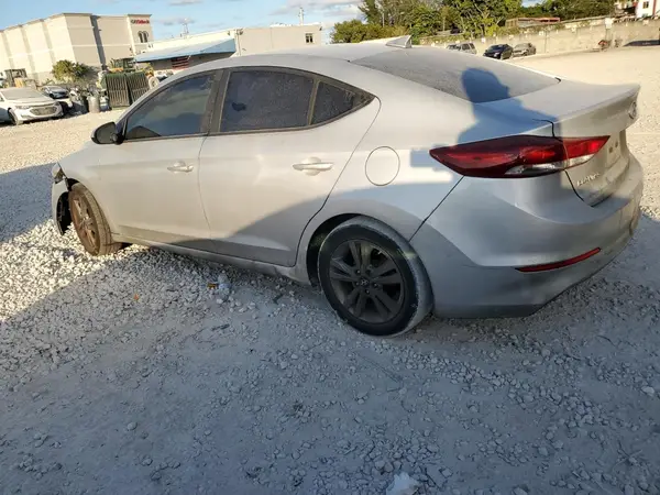 5NPD84LF7JH302682 2018 HYUNDAI ELANTRA - Image 2