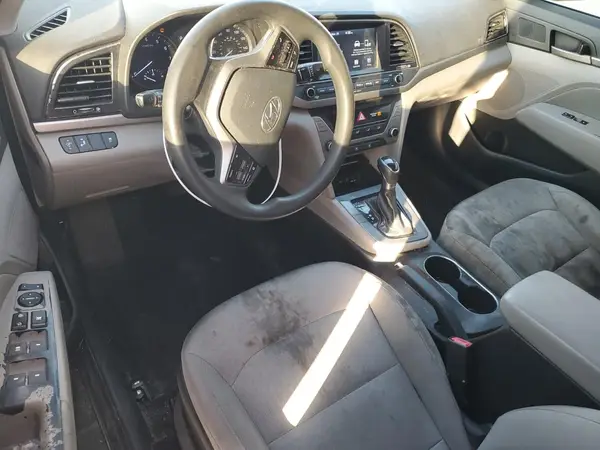 5NPD84LF7JH302682 2018 HYUNDAI ELANTRA - Image 8