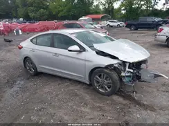 5NPD84LF7JH303475 2018 HYUNDAI ELANTRA
