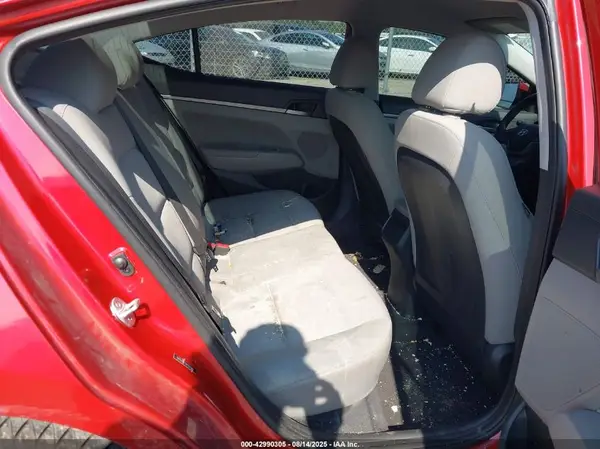 5NPD84LF7JH303525 2018 HYUNDAI ELANTRA - Image 8