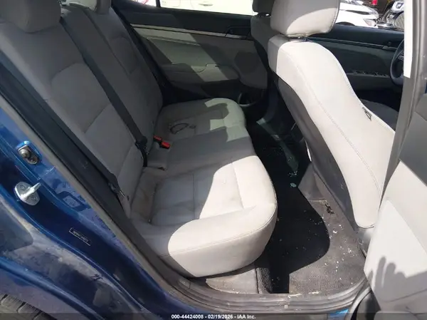 5NPD84LF7JH303721 2018 HYUNDAI ELANTRA - Image 8