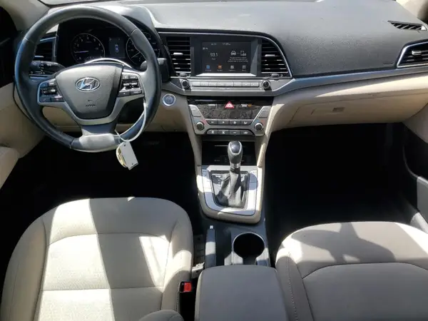 5NPD84LF7JH304173 2018 HYUNDAI ELANTRA - Image 8