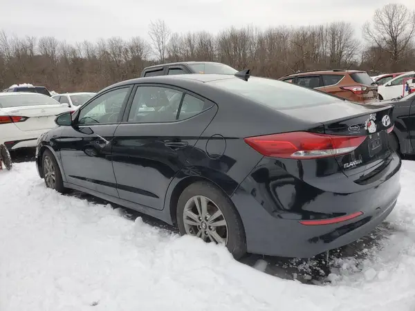 5NPD84LF7JH304822 2018 HYUNDAI ELANTRA - Image 2