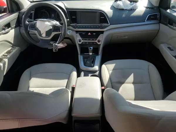 5NPD84LF7JH304979 2018 HYUNDAI ELANTRA - Image 8