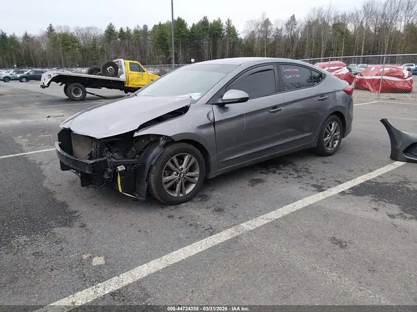 5NPD84LF7JH305355 2018 HYUNDAI ELANTRA - Image 2