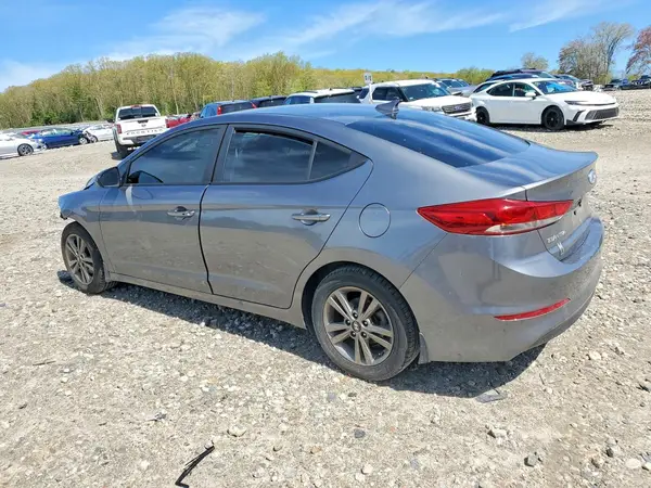 5NPD84LF7JH305744 2018 HYUNDAI ELANTRA - Image 2