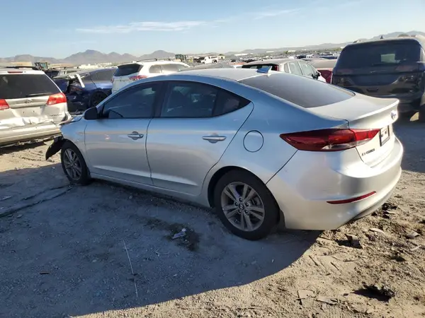 5NPD84LF7JH309941 2018 HYUNDAI ELANTRA - Image 2
