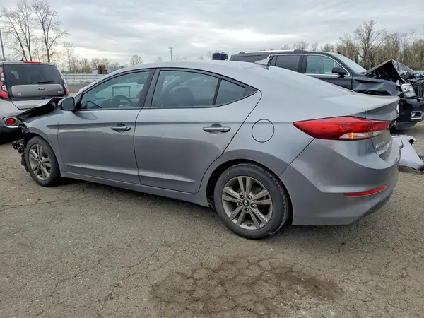 5NPD84LF7JH312306 2018 HYUNDAI ELANTRA - Image 2