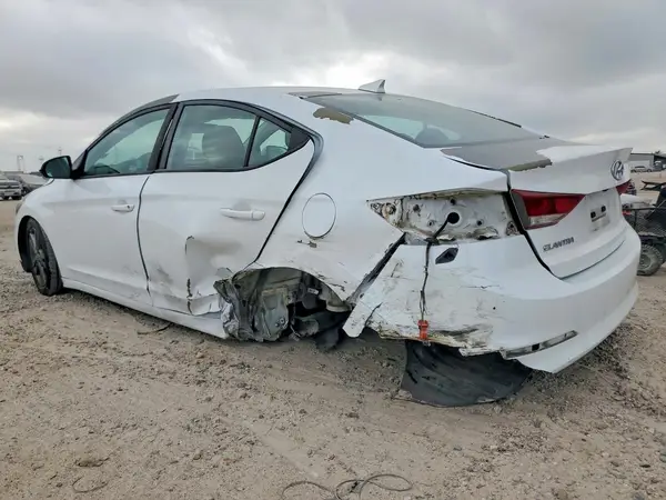 5NPD84LF7JH312483 2018 HYUNDAI ELANTRA - Image 2
