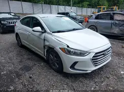 5NPD84LF7JH313679 2018 HYUNDAI ELANTRA