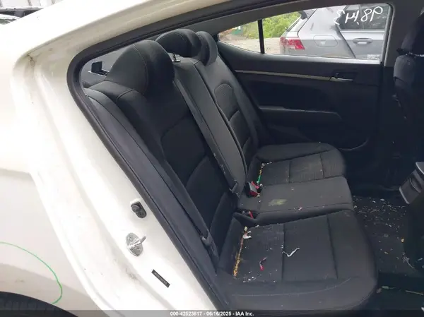 5NPD84LF7JH313679 2018 HYUNDAI ELANTRA - Image 8