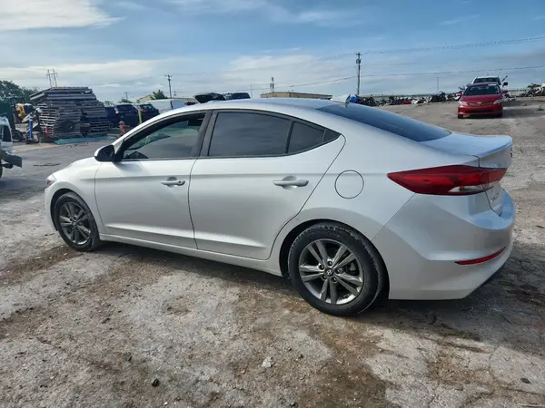 5NPD84LF7JH316193 2018 HYUNDAI ELANTRA - Image 2