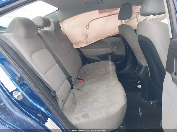 5NPD84LF7JH316825 2018 HYUNDAI ELANTRA - Image 8