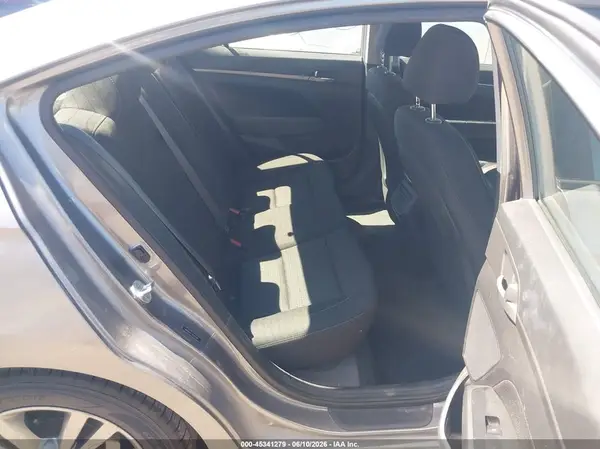 5NPD84LF7JH317599 2018 HYUNDAI ELANTRA - Image 8