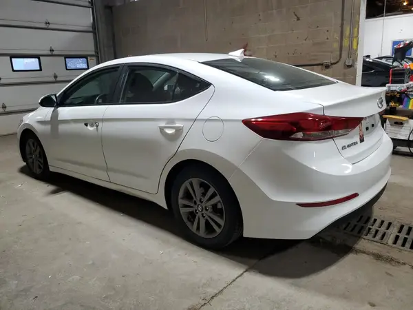 5NPD84LF7JH319157 2018 HYUNDAI ELANTRA - Image 2