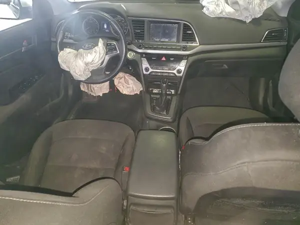 5NPD84LF7JH319160 2018 HYUNDAI ELANTRA - Image 8