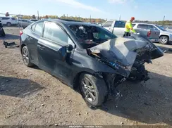 5NPD84LF7JH321037 2018 HYUNDAI ELANTRA