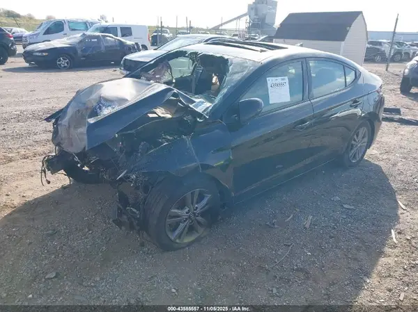 5NPD84LF7JH321037 2018 HYUNDAI ELANTRA - Image 2