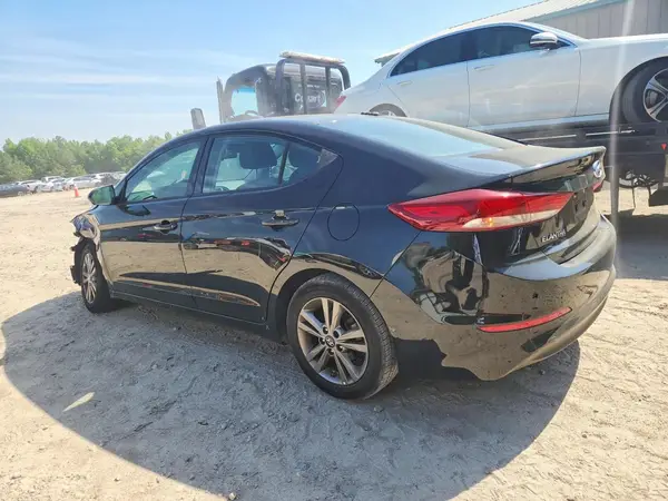 5NPD84LF7JH322169 2018 HYUNDAI ELANTRA - Image 2