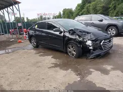 5NPD84LF7JH323760 2018 HYUNDAI ELANTRA